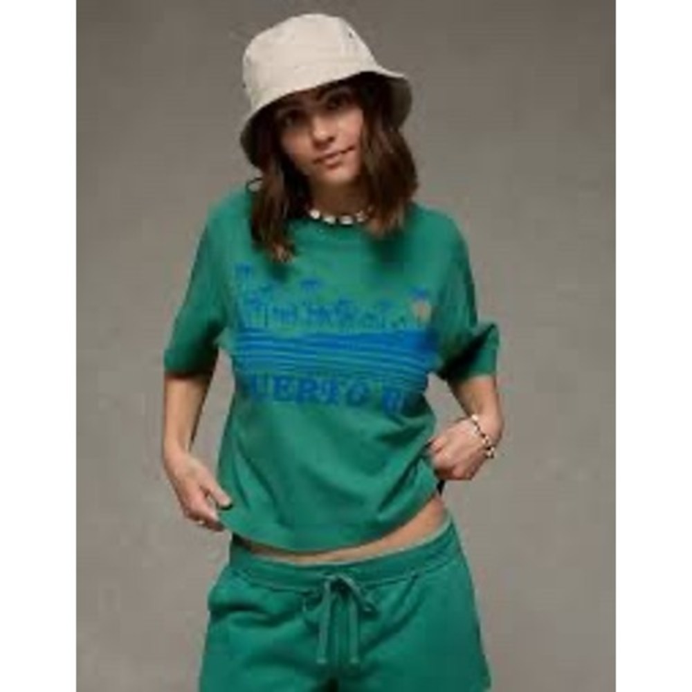 American Eagle Puerto Rico Graphic Cropped T-Shirt Green Women Small NWT